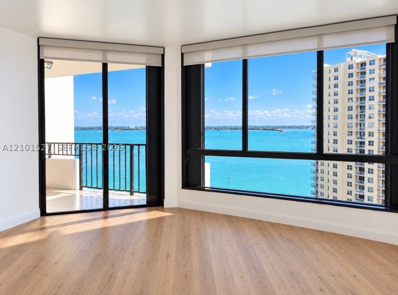 Condo for sale at Brickell Key One A1811