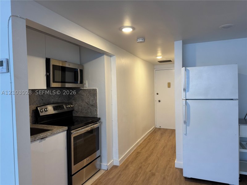 Aluguel de apartamento no Four Ambassadors 1109