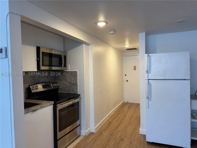 Aluguel de apartamento no Four Ambassadors 1109
