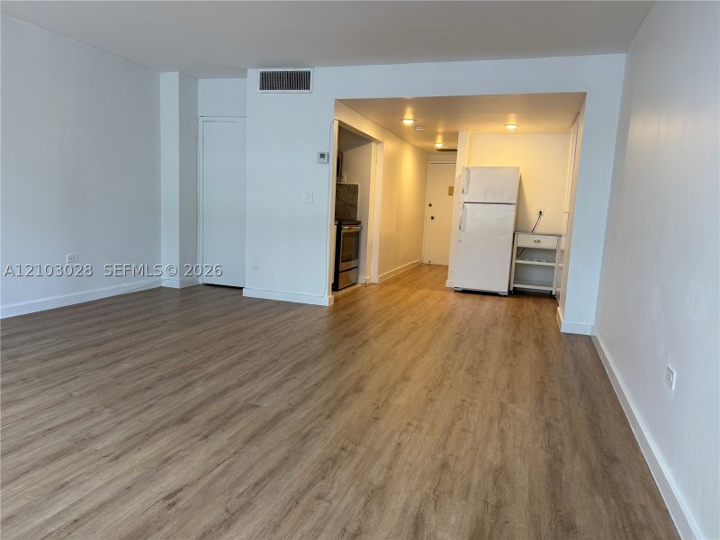 Aluguel de apartamento no Four Ambassadors 1109