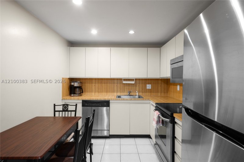 Property photo # 9