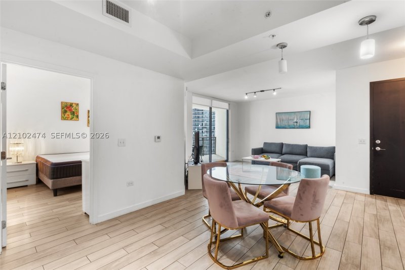 Property photo # 6