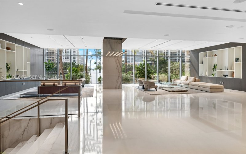 Comprar apartamento en Aston Martin Residences 1205C