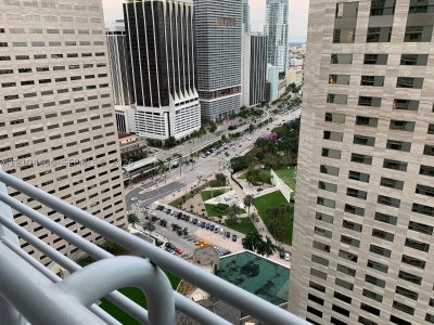 Comprar apartamento no One Miami West Tower 3406