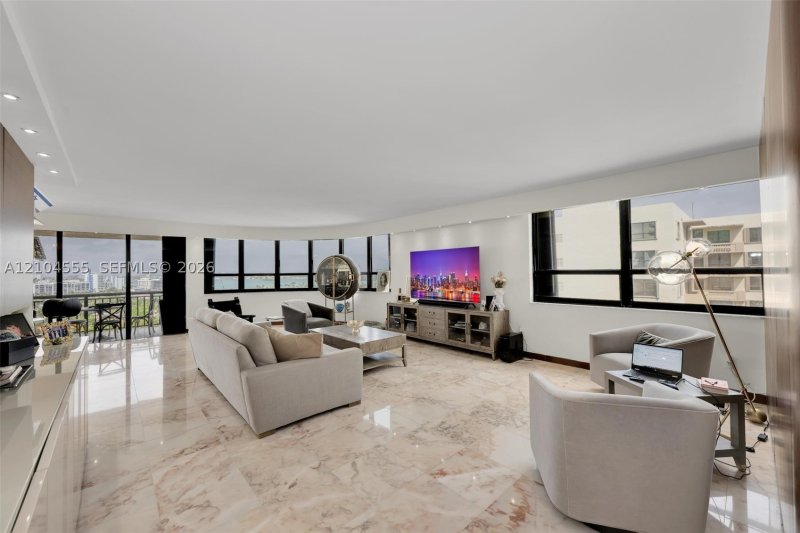 Comprar apartamento no Tiffany Bal Harbour 1207