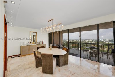 Comprar apartamento no Tiffany Bal Harbour 1207