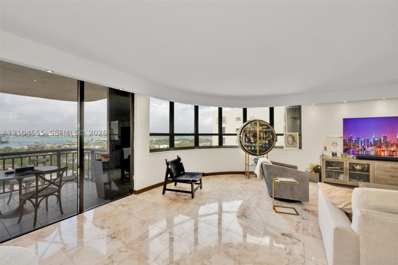 Comprar apartamento no Tiffany Bal Harbour 1207