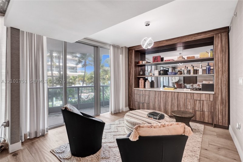 Condo for sale at Azure 305