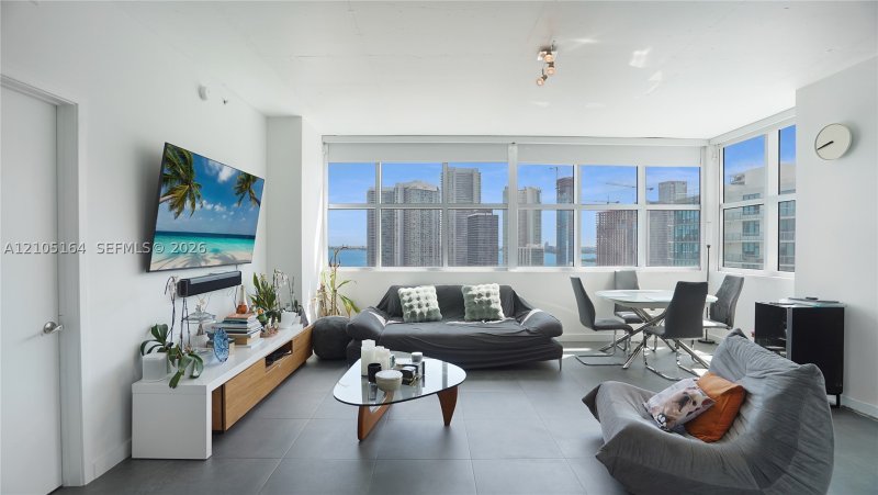 Comprar apartamento no Midtown Miami 4 H2202