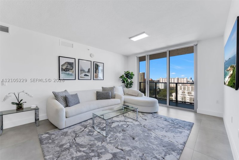Property photo # 6
