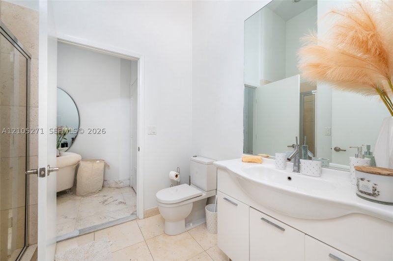 Property photo # 9