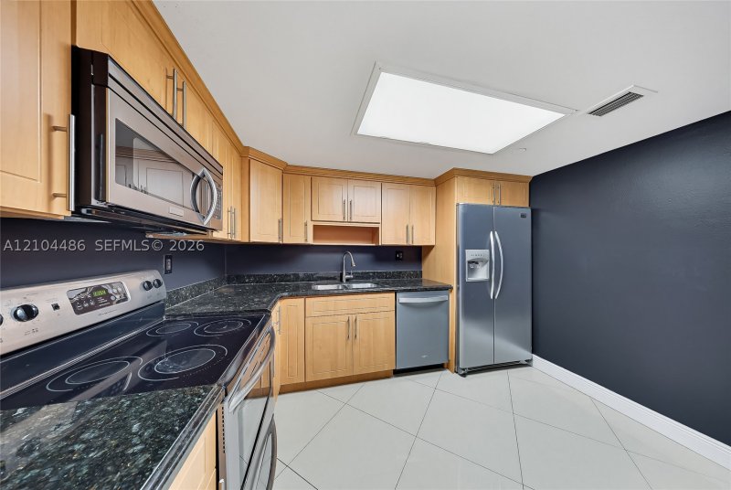 Property photo # 4