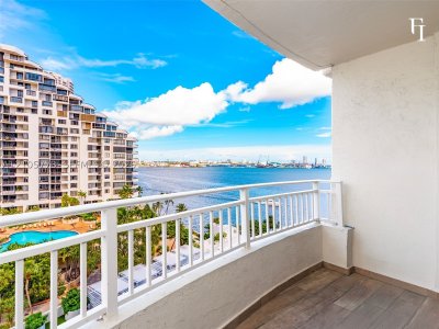 Isola Brickell Key Apt #1007