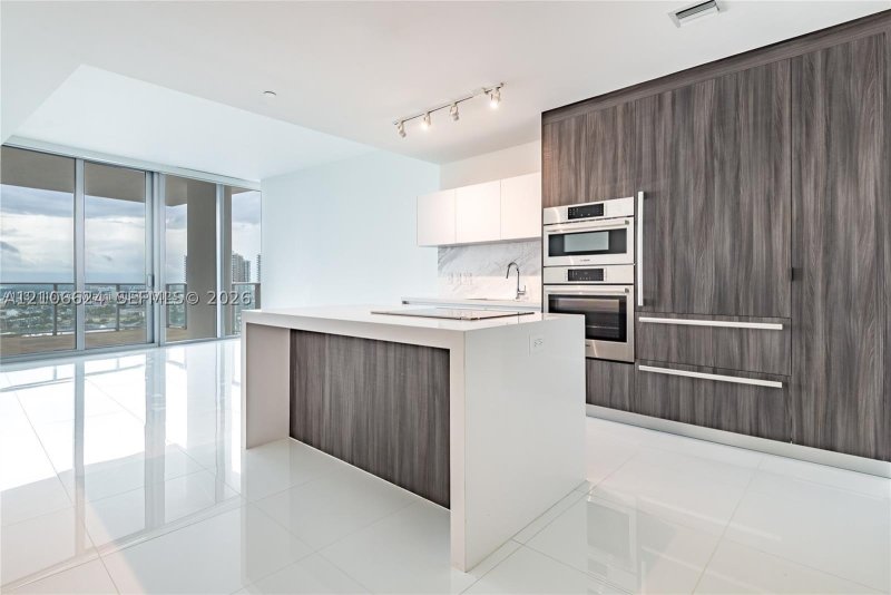 Comprar apartamento no Paramount Miami WorldCenter 2100
