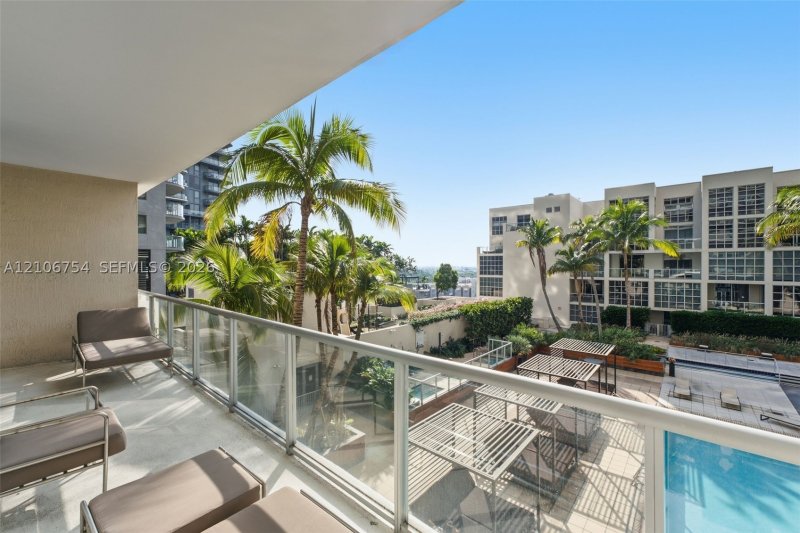 Comprar apartamento en Midtown Miami 2 H0909