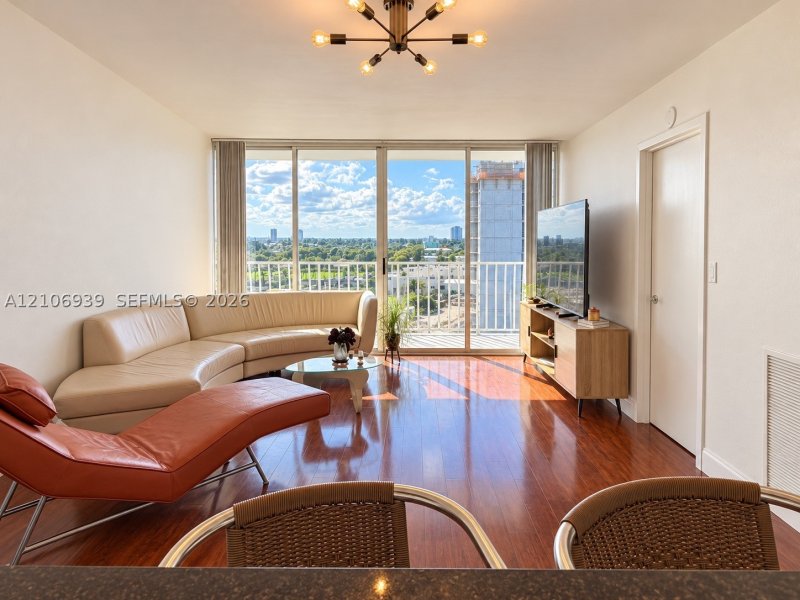 Property photo # 2