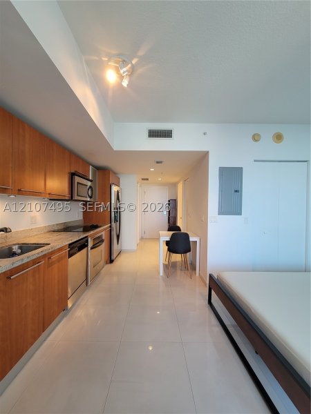 Condo for sale at Latitude On The River 2806