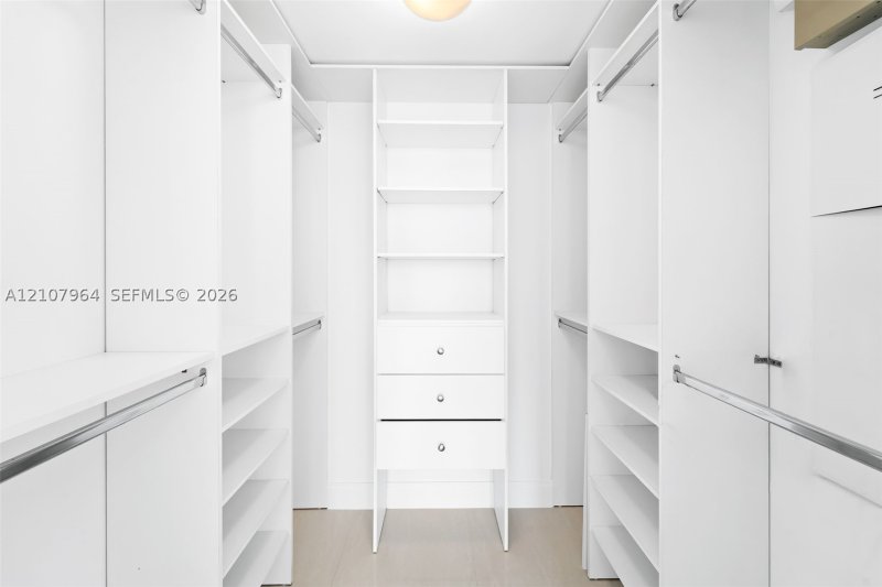 Comprar apartamento no Icon Brickell Viceroy 1907