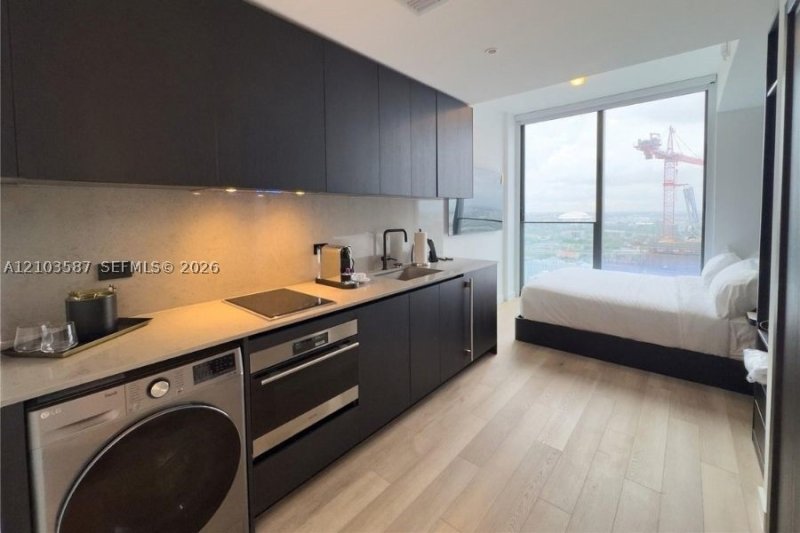 Condo for sale at E11EVEN Hotel & Residences 3812A