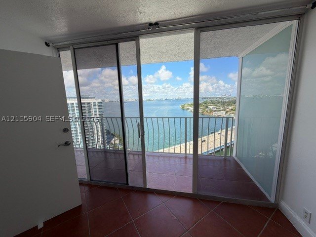 Apartment for rent at Grandview Palace 2417