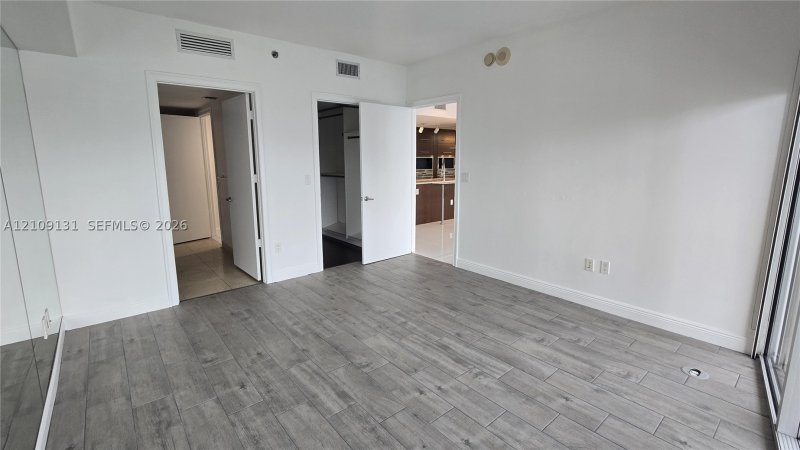 Apartment for rent at Icon Brickell Viceroy 4103