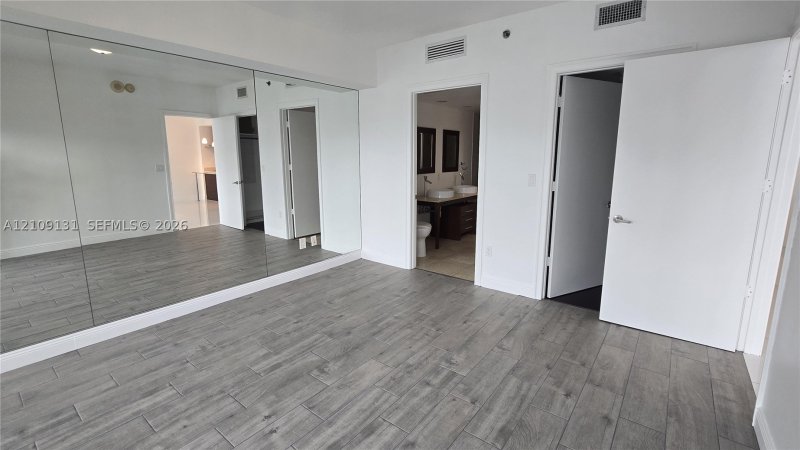 Apartment for rent at Icon Brickell Viceroy 4103