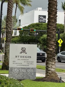 Comprar apartamento en St Regis Bal Harbour Center Tower 400