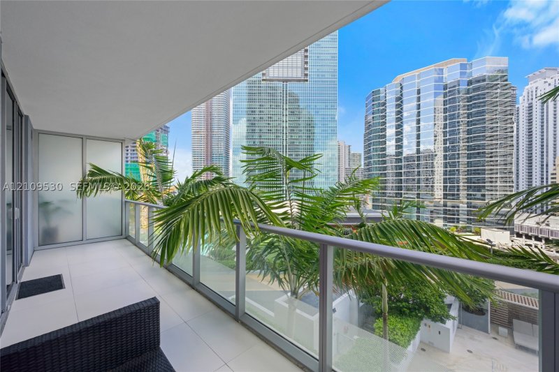 Comprar apartamento en Brickell House Condo 1600