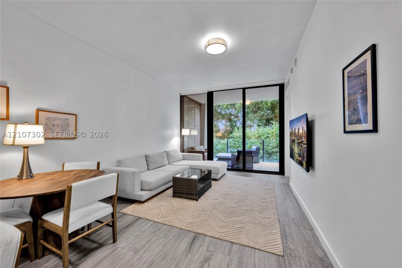 Alquiler de apartamento en Park Grove Club Residences 506