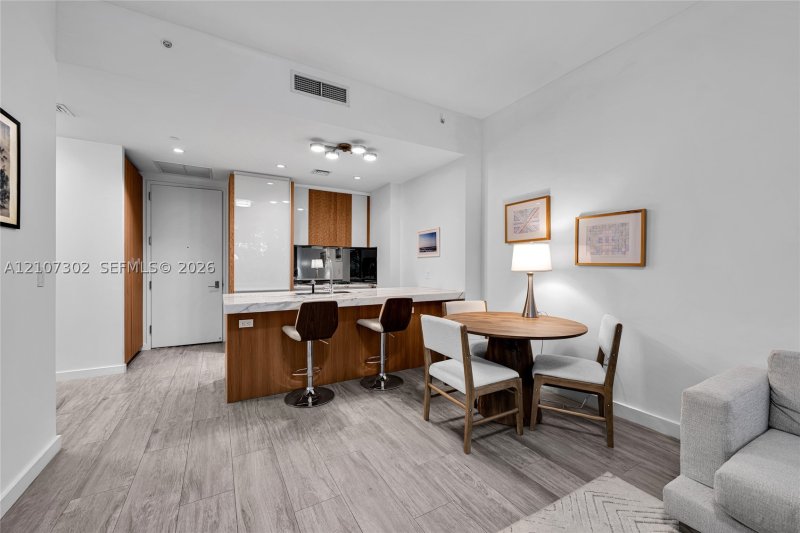 Alquiler de apartamento en Park Grove Club Residences 506