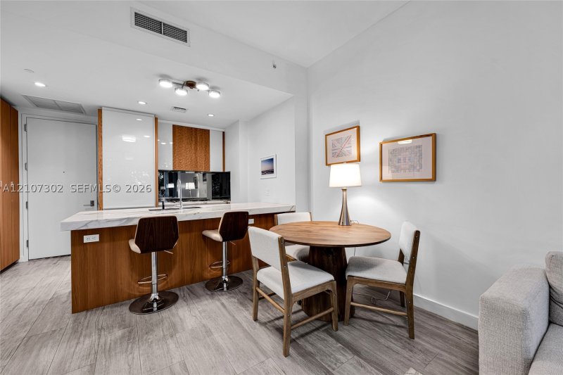 Alquiler de apartamento en Park Grove Club Residences 506