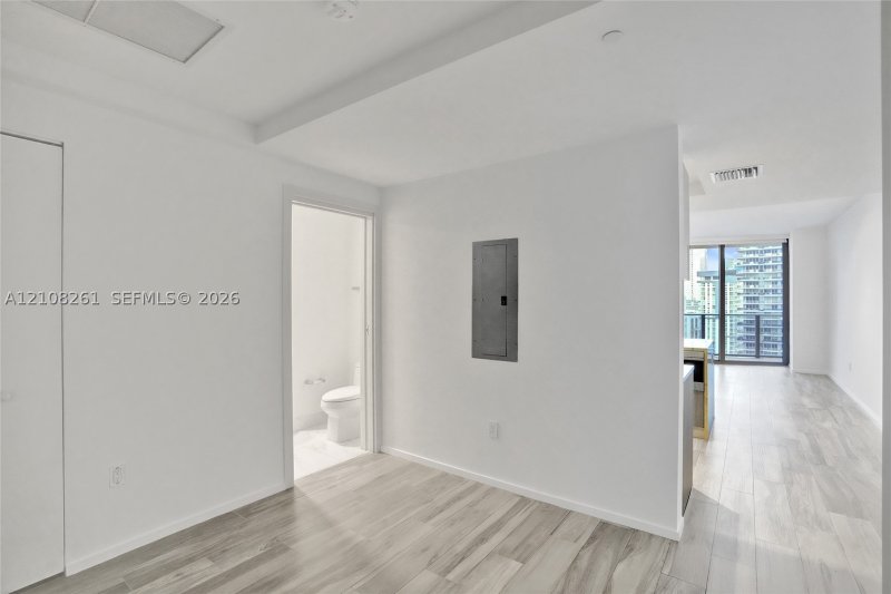 Condo for sale at SLS Lux Brickell 3903