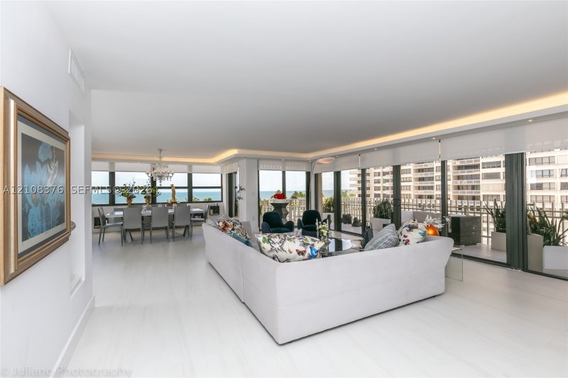 Alquiler de apartamento en Grove Isles Tower III C502