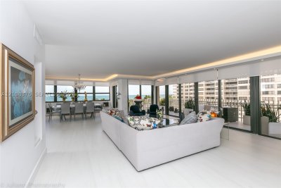 Alquiler de apartamento en Grove Isles Tower III C502