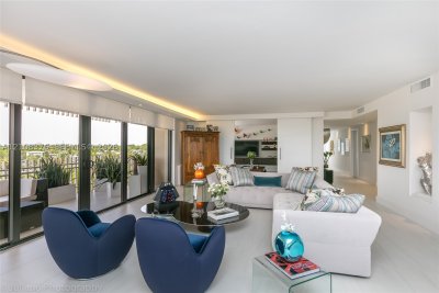 Alquiler de apartamento en Grove Isles Tower III C502