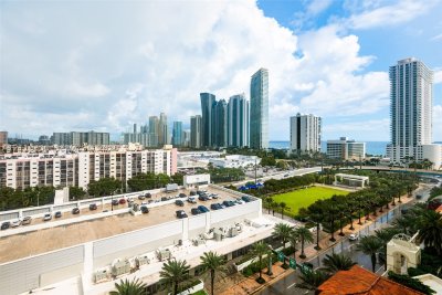 Parque Towers at St. Tropez Apt #4-1101