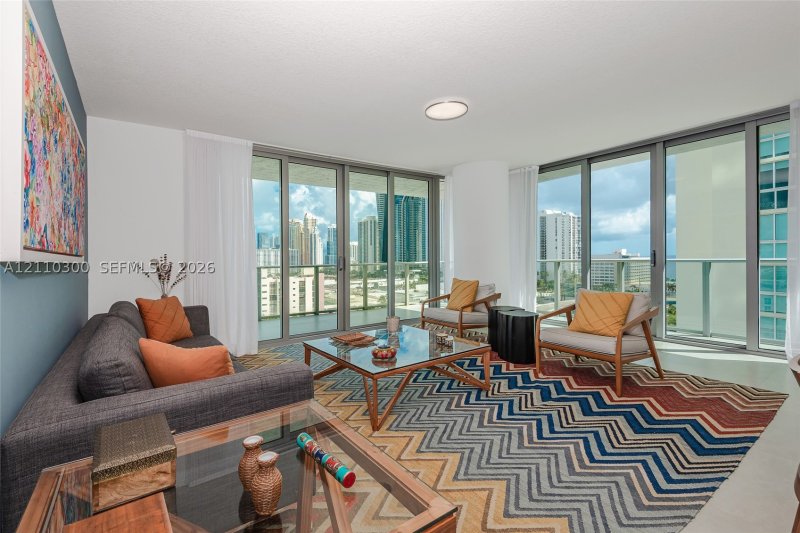 Condo for sale at Parque Towers at St. Tropez 4-1101