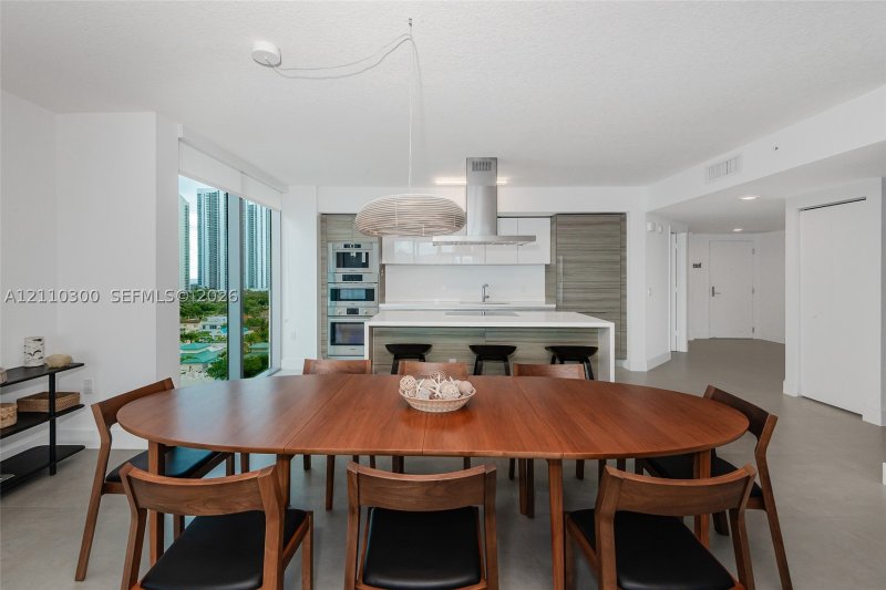 Condo for sale at Parque Towers at St. Tropez 4-1101
