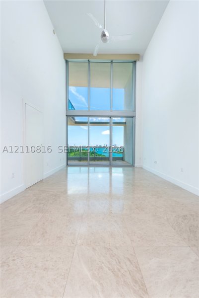 Condo for sale at 900 Biscayne 707