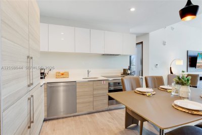 Comprar apartamento no Costa Hollywood N307