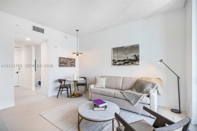 Comprar apartamento en Natiivo Gale Miami Hotel & Residences 4803