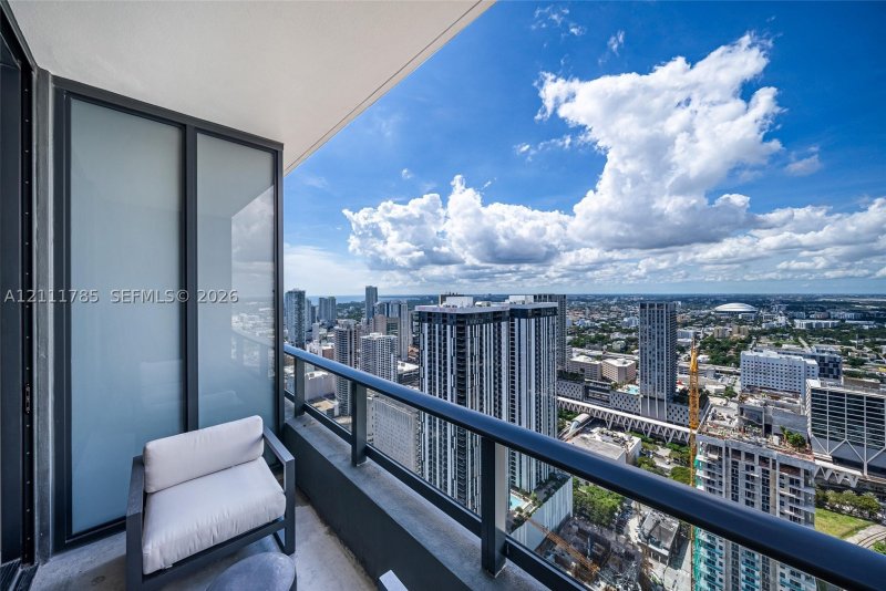 Comprar apartamento en Natiivo Gale Miami Hotel & Residences 4803