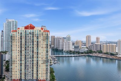 Aluguel de apartamento no Mark on Brickell PH109