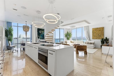 Aluguel de apartamento no Capri Marina Grande PH-3