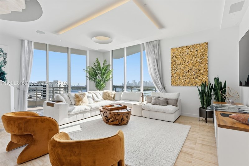 Aluguel de apartamento no Capri Marina Grande PH-3