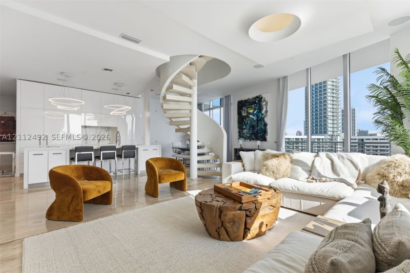 Aluguel de apartamento no Capri Marina Grande PH-3