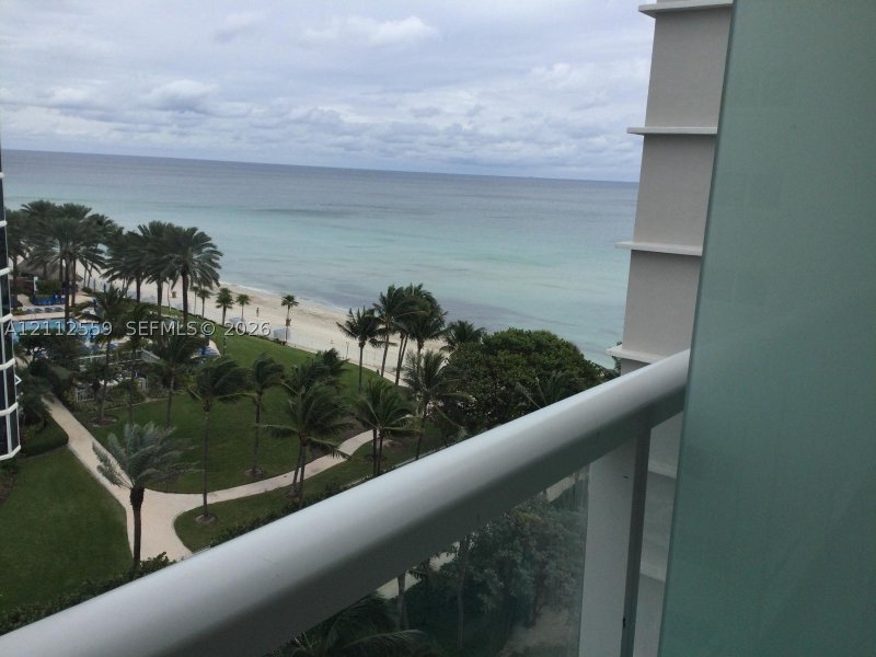 Condo for sale at Aventura Beach Club 721