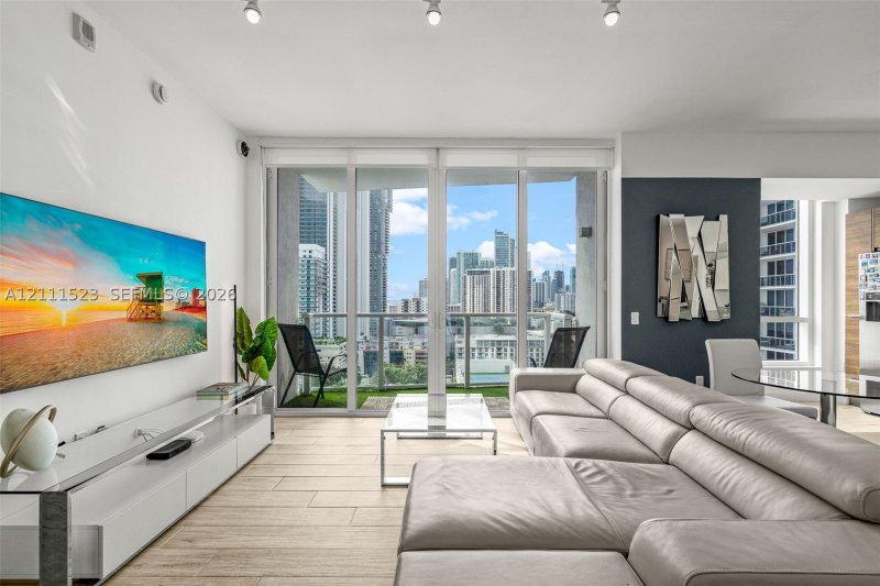 Property photo # 2