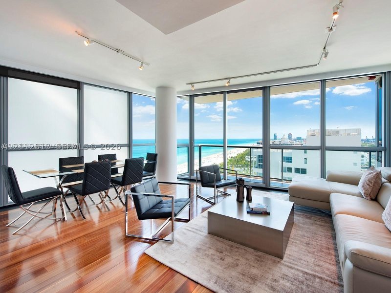 Aluguel de apartamento no Setai 2704