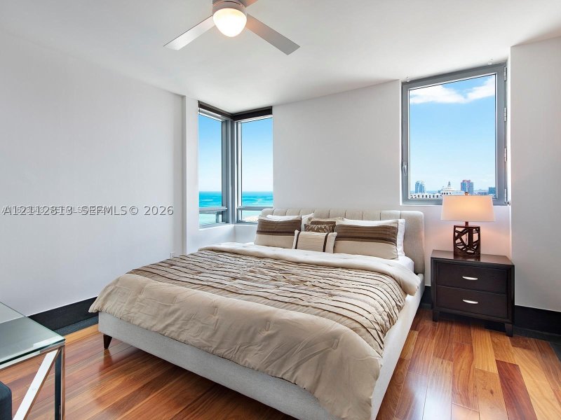 Aluguel de apartamento no Setai 2704